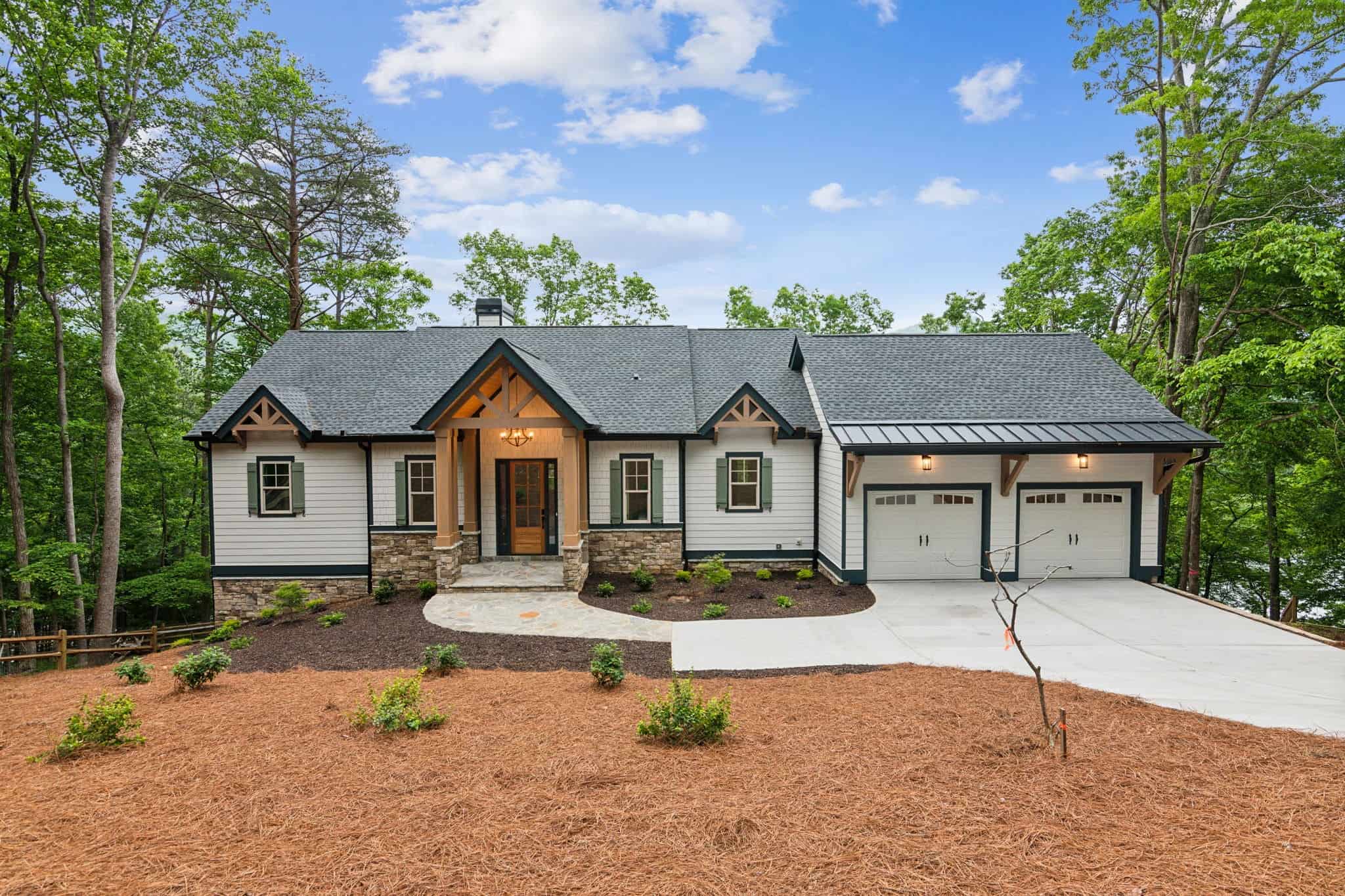 2307 Tamarack Drive